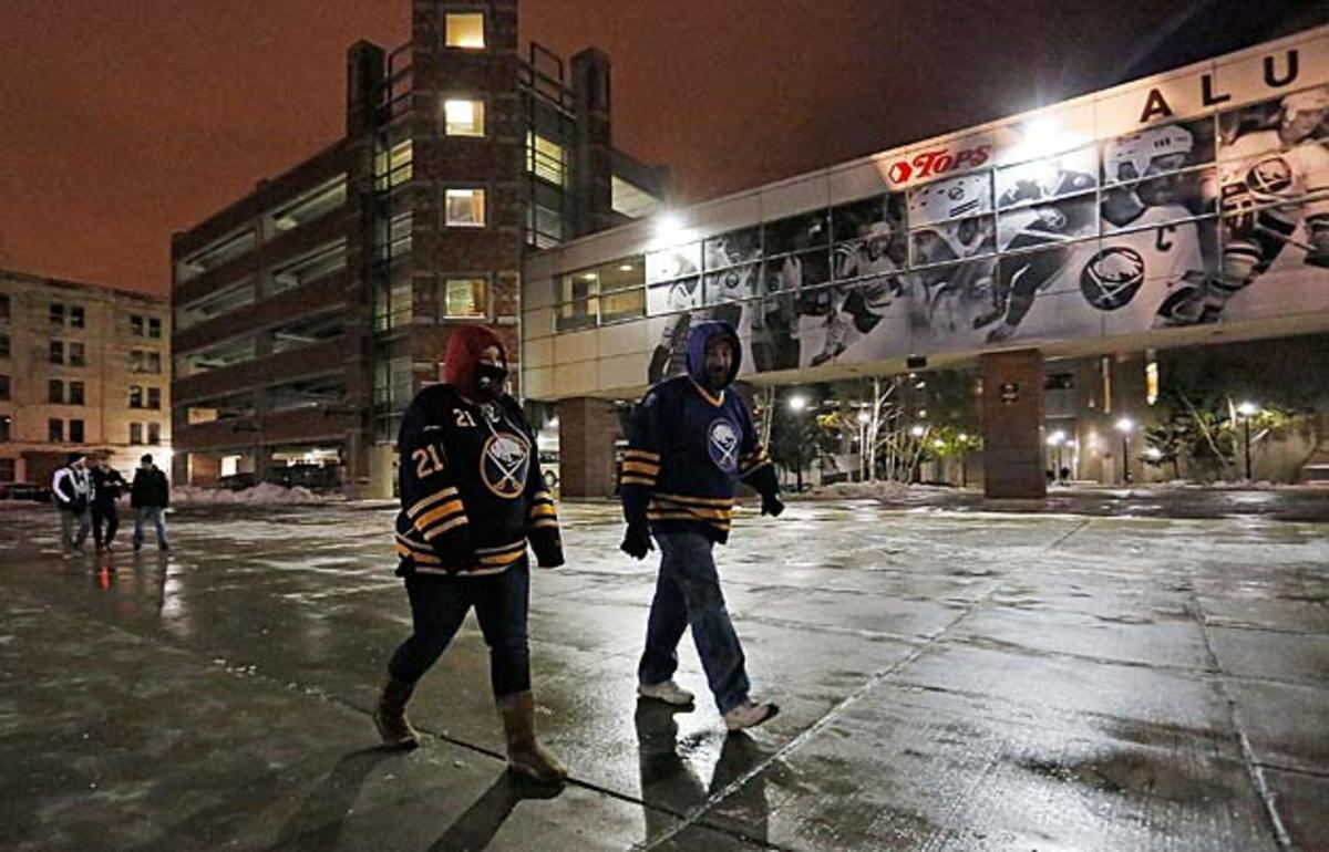 sabres-fans.jpg